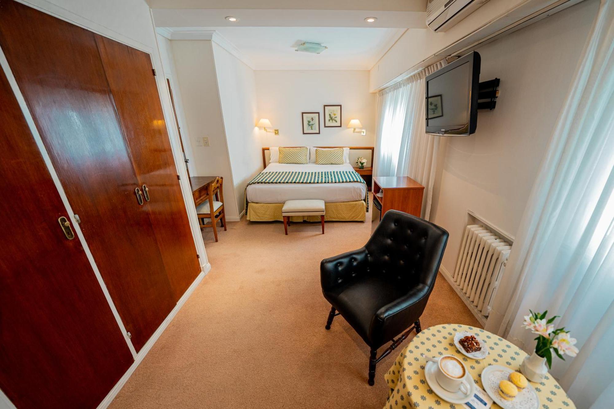 Hotel Iruna Mar del Plata Luaran gambar