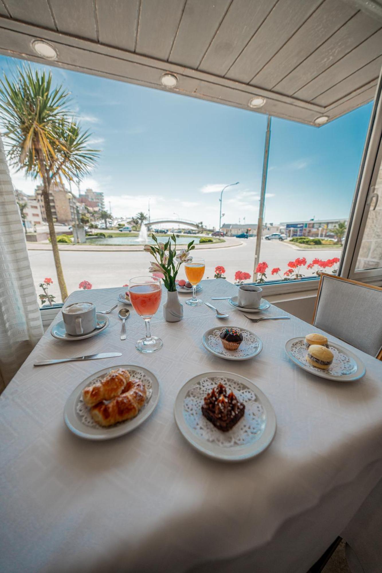 Hotel Iruna Mar del Plata Luaran gambar